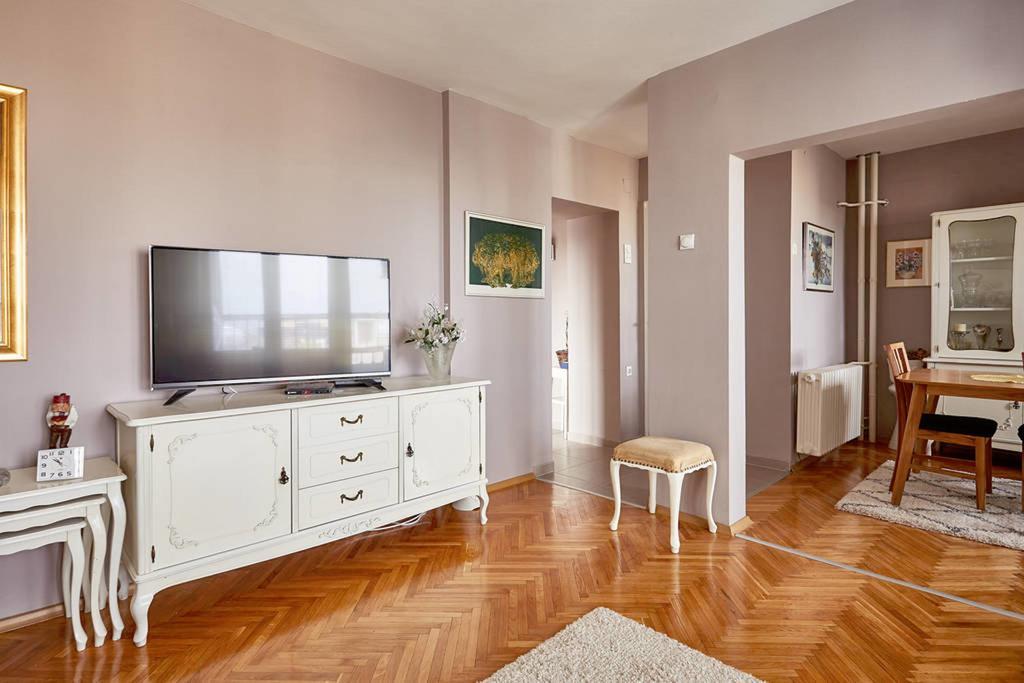 Spacious Modern Apartment In Peaceful Neighborhood Skopje Extérieur photo